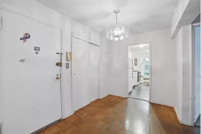 682 Tuckahoe Road #1A, Yonkers, NY 10710 - Photo 4