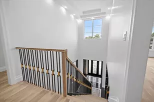 19 Maple Ave, Cedarhurst, NY 11516 - Photo 20