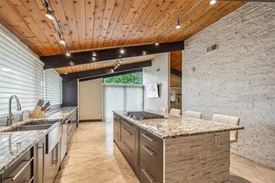 27 Parkway Drive, Roslyn Heights, NY 11577 - Photo 6