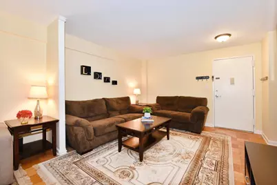 320 E Shore Road #10C, Great Neck, NY 11023 - Photo 12