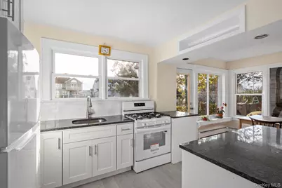 68 Stuart Avenue, Amityville, NY 11701 - Photo 10