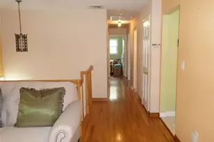 17 Johanna Ln, Monsey, NY 10952 - Photo 8