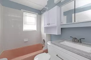 42 Gold St, Valley Stream, NY 11580 - Photo 8