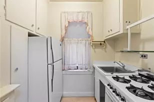 3000 Valentine Ave, Bronx, NY 10458 - Photo 6