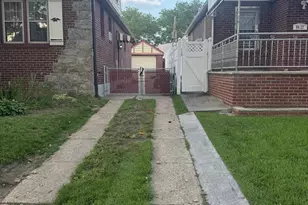 80-23 247th St, Bellerose, NY 11426 - Photo 18