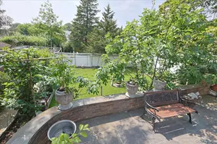 50-54 Deepdale Pl, Little Neck, NY 11362 - Photo 4