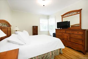 50-54 Deepdale Pl, Little Neck, NY 11362 - Photo 20