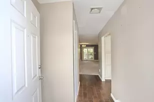 503 Jumano Ct, Suffern, NY 10901 - Photo 6