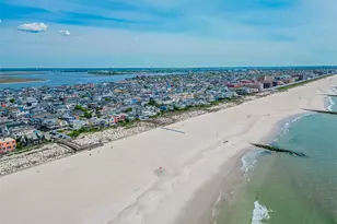 931 Oceanfront St, Long Beach, NY 11561 - Photo 8