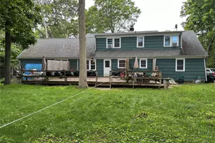 955 Deep Hole Dr, Mattituck, NY 11952 - Photo 2