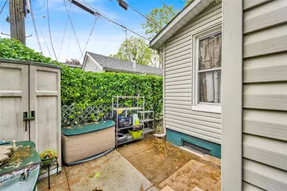 9 Magnolia Place #1, Bronx, NY 10465 - Photo 10