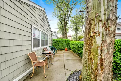 9 Magnolia Place #1, Bronx, NY 10465 - Photo 2