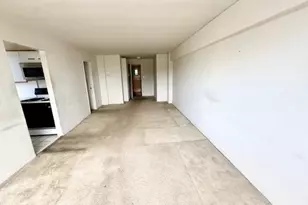 3855 3855 Shore Pkwy, Brooklyn, NY 11235 - Photo 8