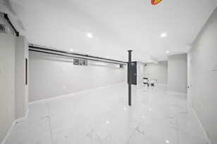 110-28 213th St, Queens Village, NY 11429 - Photo 16