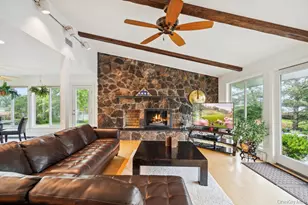 28 Deeringwood Ln, Babylon, NY 11702 - Photo 10