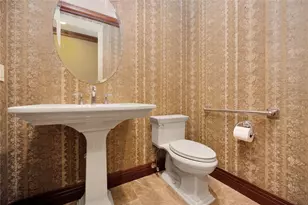 19 Holiday Pond Rd, Jericho, NY 11753 - Photo 18