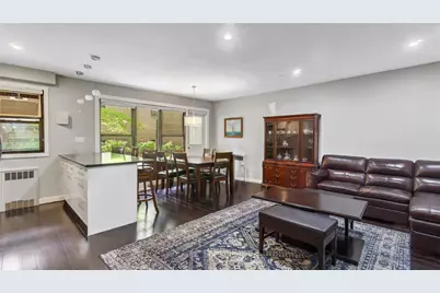 16 Stoner Avenue #1F, Great Neck, NY 11021 - Photo 2