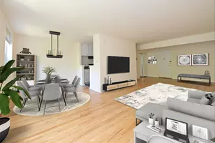 25 Canterbury Rd, Great Neck, NY 11021 - Photo 2