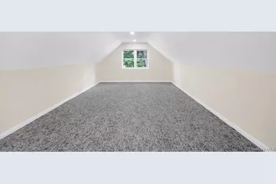 61 Edgewood Avenue, Yonkers, NY 10704 - Photo 18