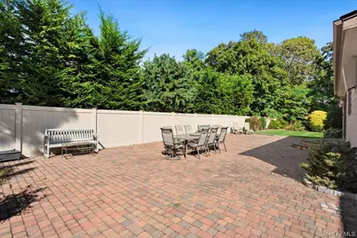 7 Kent Court, Bayport, NY 11705 - Photo 32