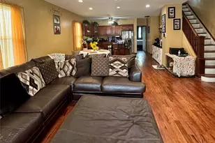 188-25 Mangin Ave, Jamaica, NY 11412 - Photo 2