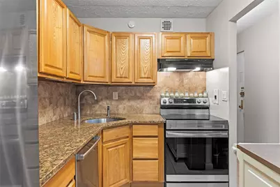 9965 Shore Road #6B, Brooklyn, NY 11209 - Photo 4