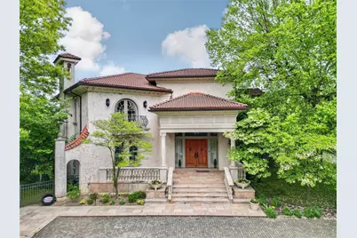 17 Split Rock Drive, Great Neck, NY 11024 - Photo 2