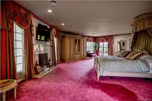 17 Split Rock Dr, Great Neck, NY 11024 - Photo 22