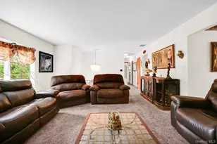 10 Catawba Dr, West Nyack, NY 10994 - Photo 6