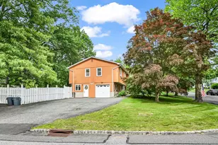 10 Catawba Dr, West Nyack, NY 10994 - Photo 46
