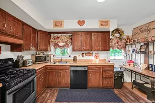 10 Catawba Dr, West Nyack, NY 10994 - Photo 10