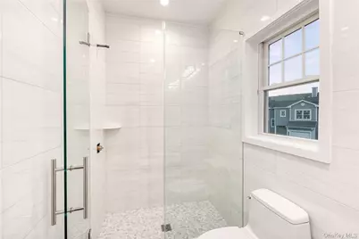 10 Ocean Watch Court, Freeport, NY 11520 - Photo 20