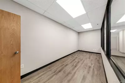 37-20 74th Street #3 Fl, Jackson Heights, NY 11372 - Photo 6