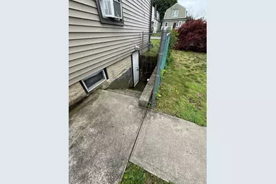 389 Kirkman Avenue, Elmont, NY 11003 - Photo 4