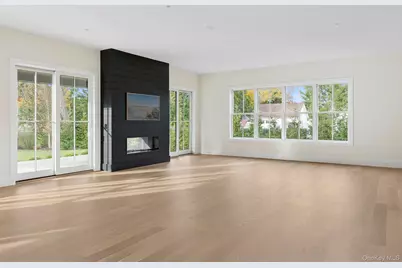 25 Liberty Street, Westhampton Beach, NY 11978 - Photo 12