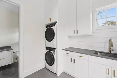 25 Liberty Street, Westhampton Beach, NY 11978 - Photo 10