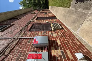 2110 Light St, Bronx, NY 10466 - Photo 12