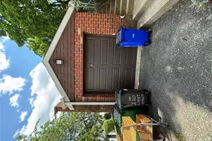 2110 Light St, Bronx, NY 10466 - Photo 4