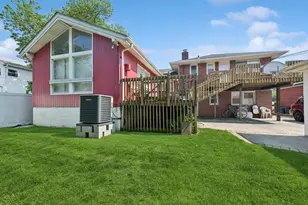 345 E Park Ave, Long Beach, NY 11561 - Photo 30