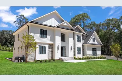 11 Ingold Drive, Dix Hills, NY 11746 - Photo 2