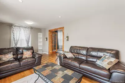 319 Beach 47th Street, Far Rockaway, NY 11691 - Photo 4