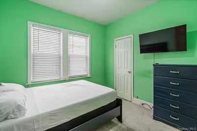 319 Beach 47th Street, Far Rockaway, NY 11691 - Photo 12