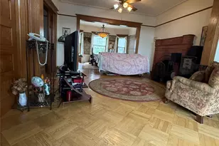 20 Ridge Rd, Douglaston, NY 11363 - Photo 24