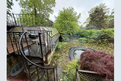 20 Ridge Road, Douglaston, NY 11363 - Photo 34