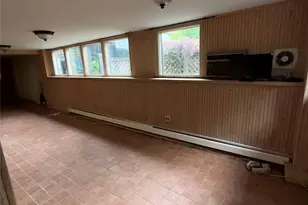 20 Ridge Rd, Douglaston, NY 11363 - Photo 28