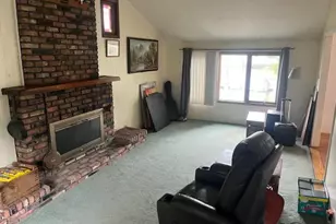 18 Bonnybill Dr, Centereach, NY 11720 - Photo 2