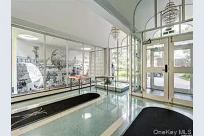 54-40 Little Neck Parkway #4A, Little Neck, NY 11362 - Photo 2