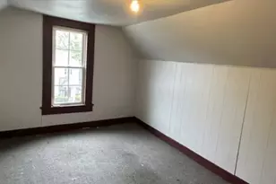 13 Hooker Ave, Poughkeepsie, NY 12601 - Photo 18