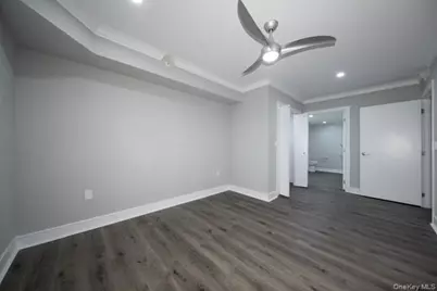 100 Glen Street #N2408, Glen Cove, NY 11542 - Photo 6