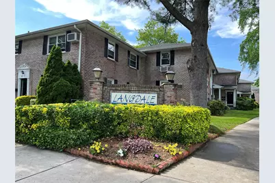 82-25 268 Street #175B, New Hyde Park, NY 11004 - Photo 2